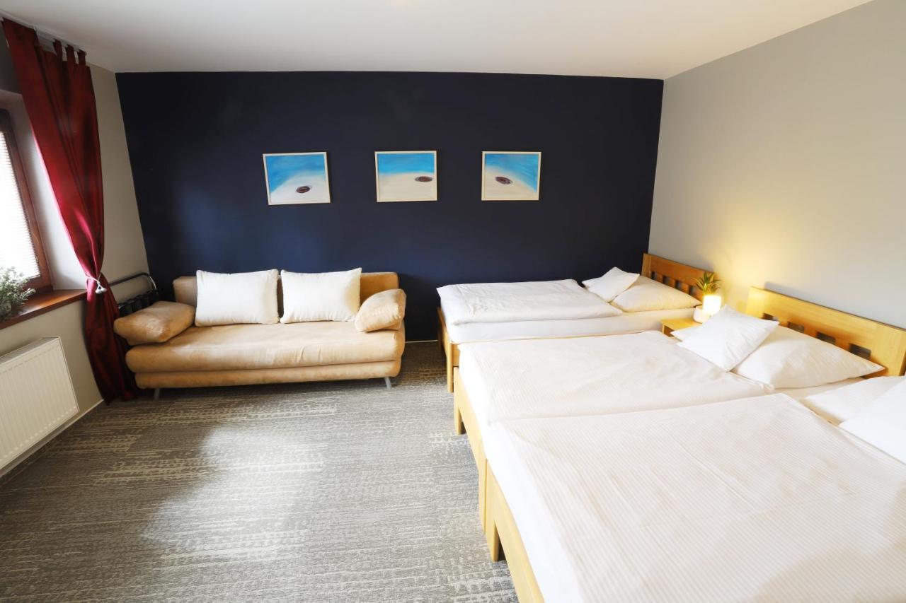 Apart Hotel Jablonec Jablonec nad Nisou Exteriör bild